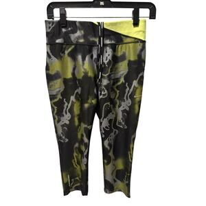 Nike Women’s STAY WARM Running Capris – Black/Green/Gray – Size Small